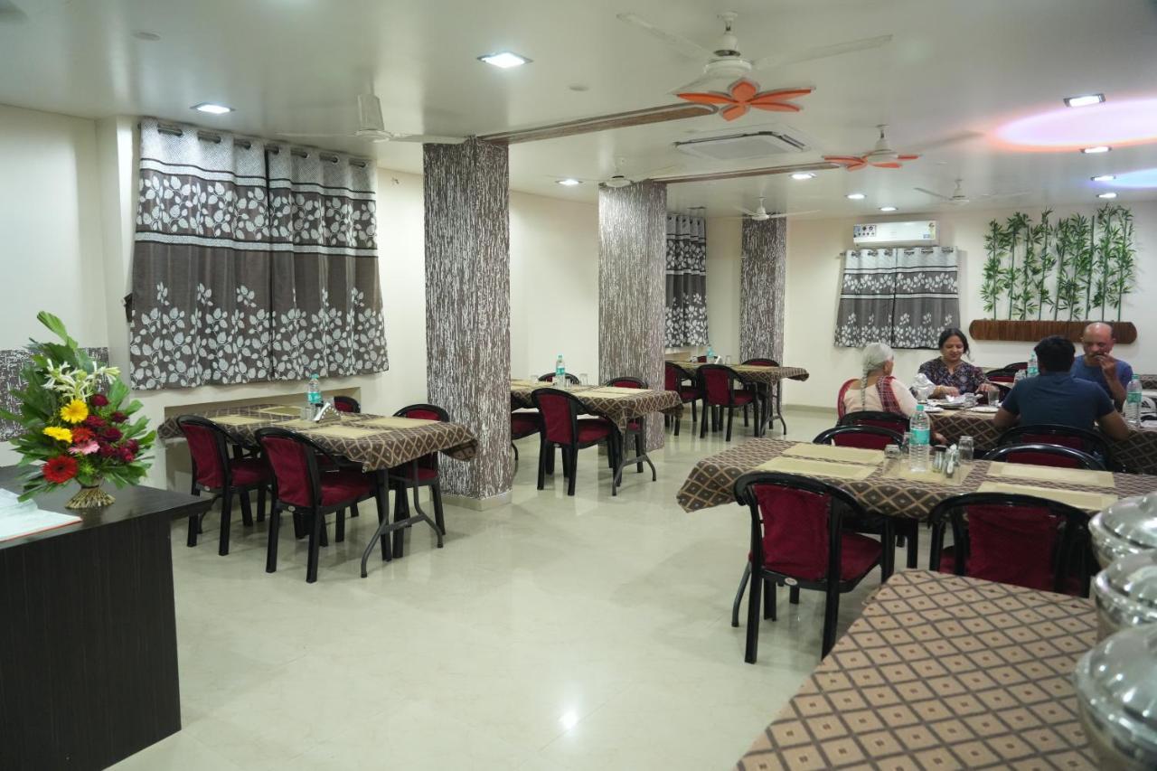 Hotel Avon International Aurangābād Exterior foto